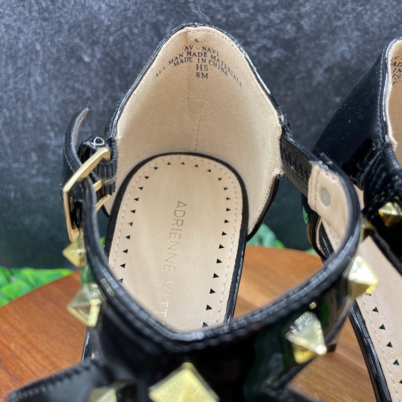 NWOT Adrienne Vittadini Patenr Leather Studded Pump - Picture 3 of 7